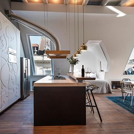 Central Loft Ljubljana Exteriör bild