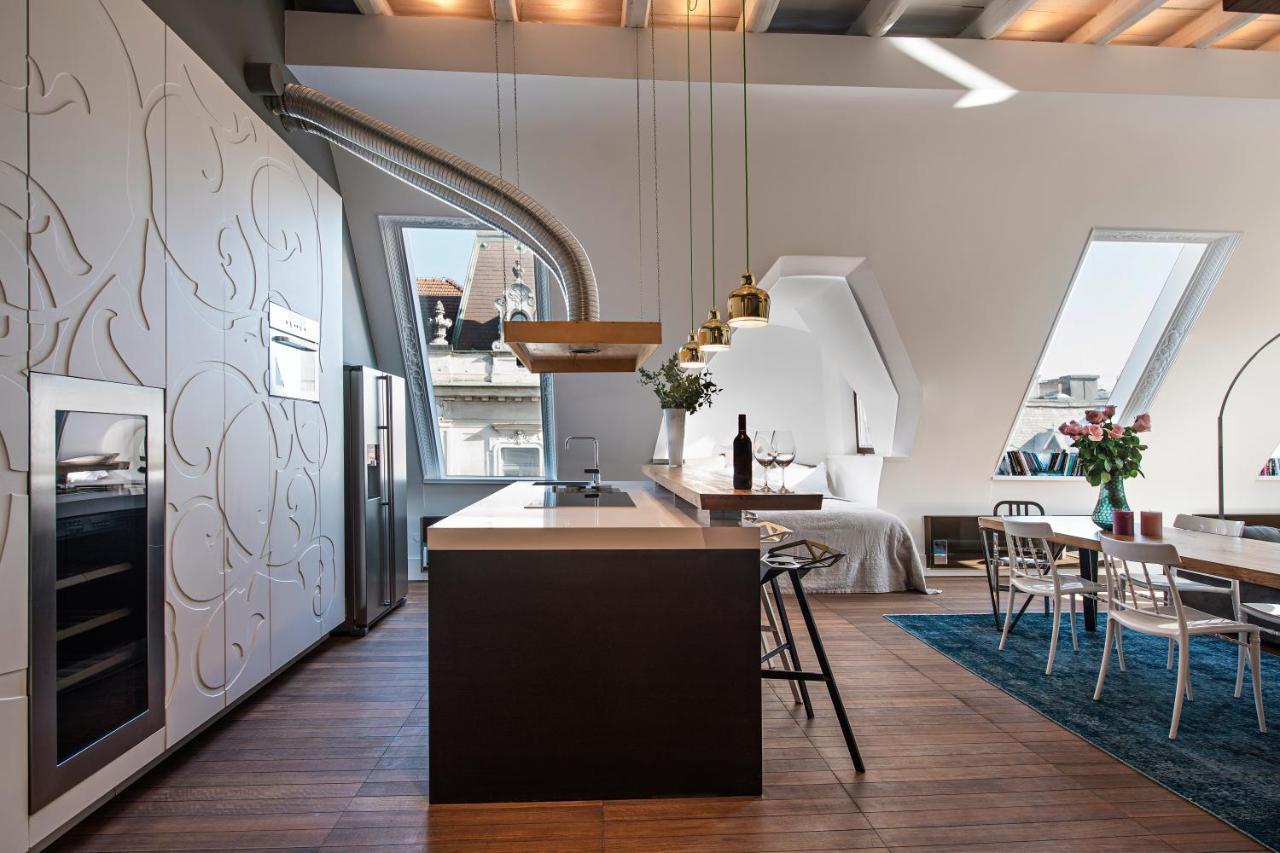 Central Loft Ljubljana Exteriör bild