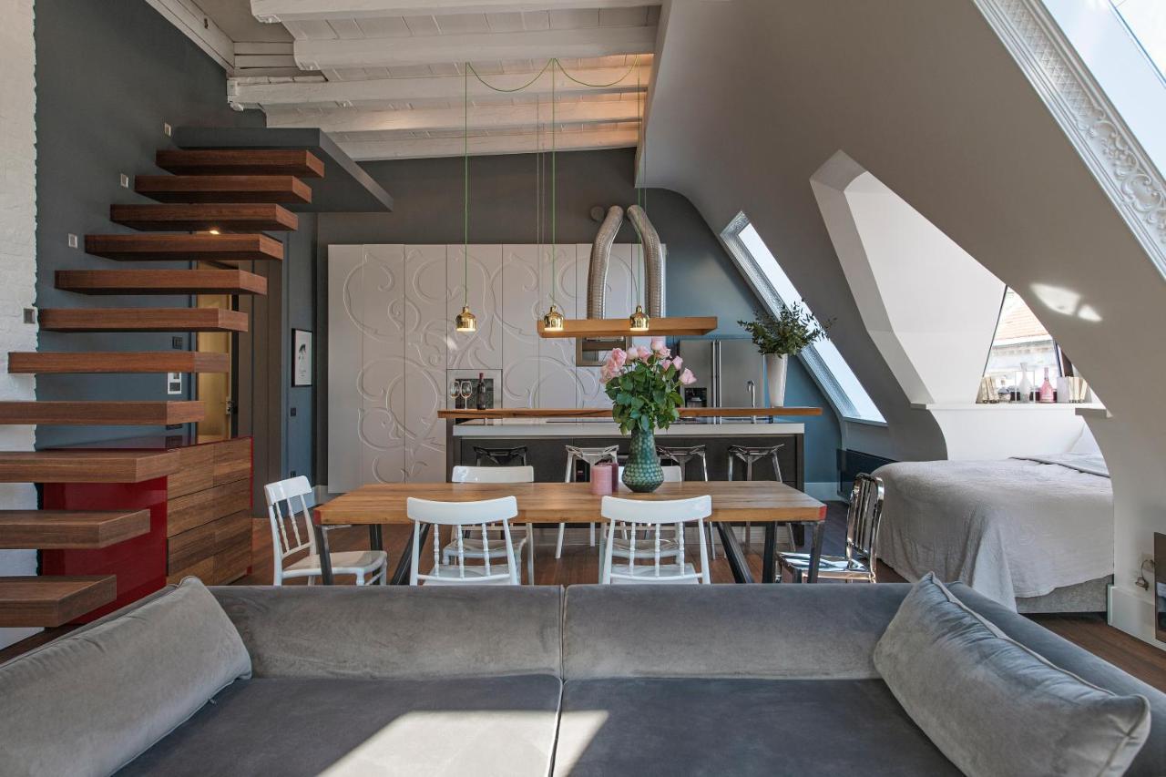 Central Loft Ljubljana Exteriör bild